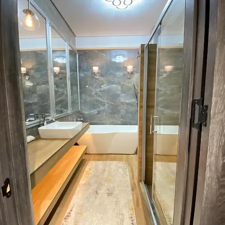 צ'יסינאו Rentnow New Lux Business Apartment In The Center מראה חיצוני תמונה