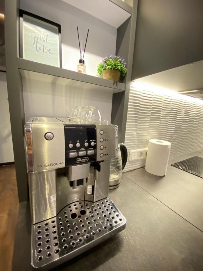 Rentnow New Lux Business In The Center Apartament *