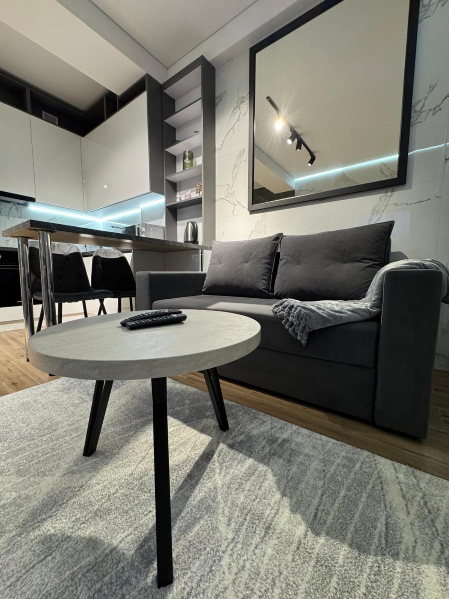 Rentnow New Lux Business In The Center Apartament Chisinau