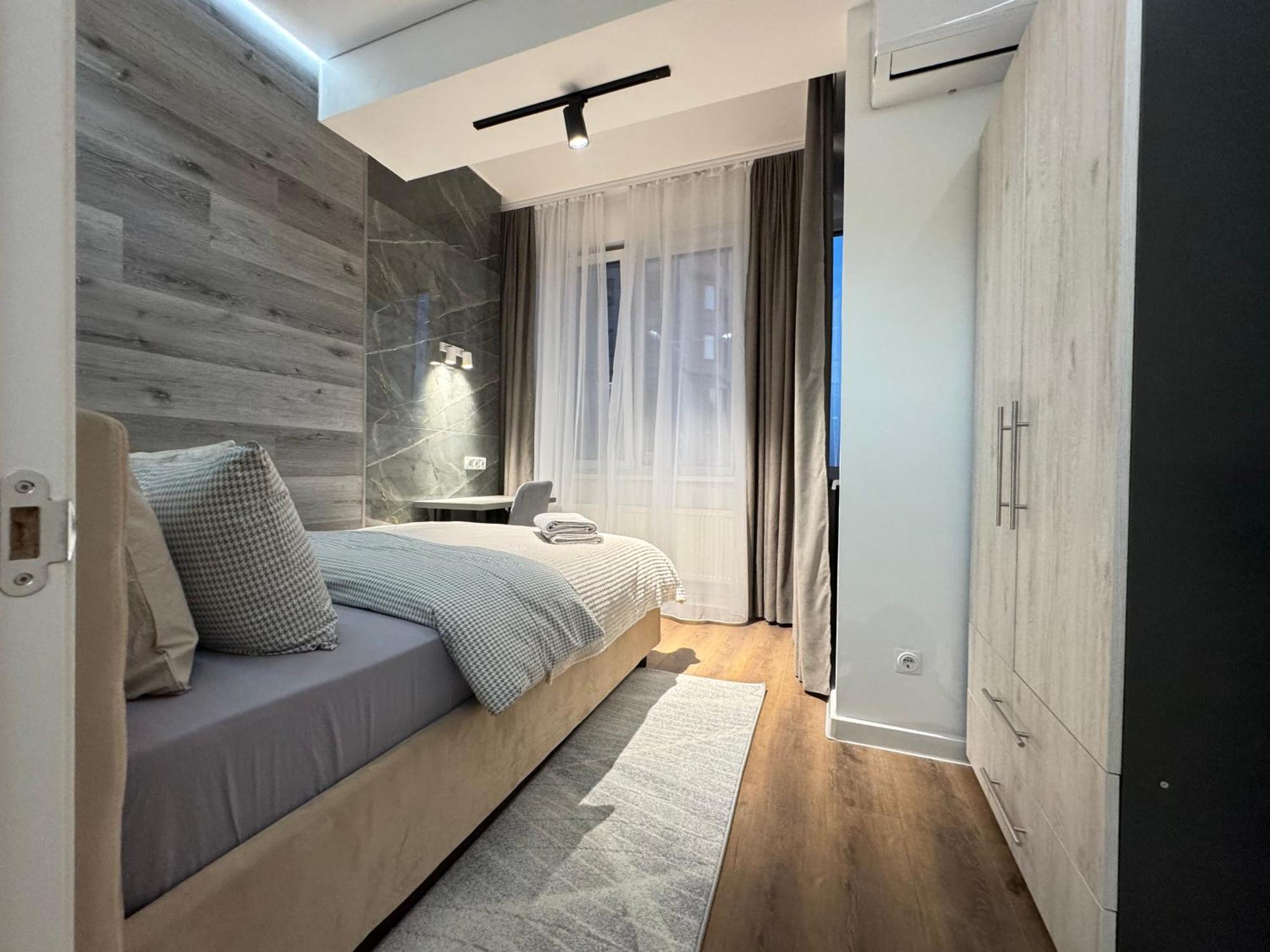 Rentnow New Lux Business In The Center Apartament *