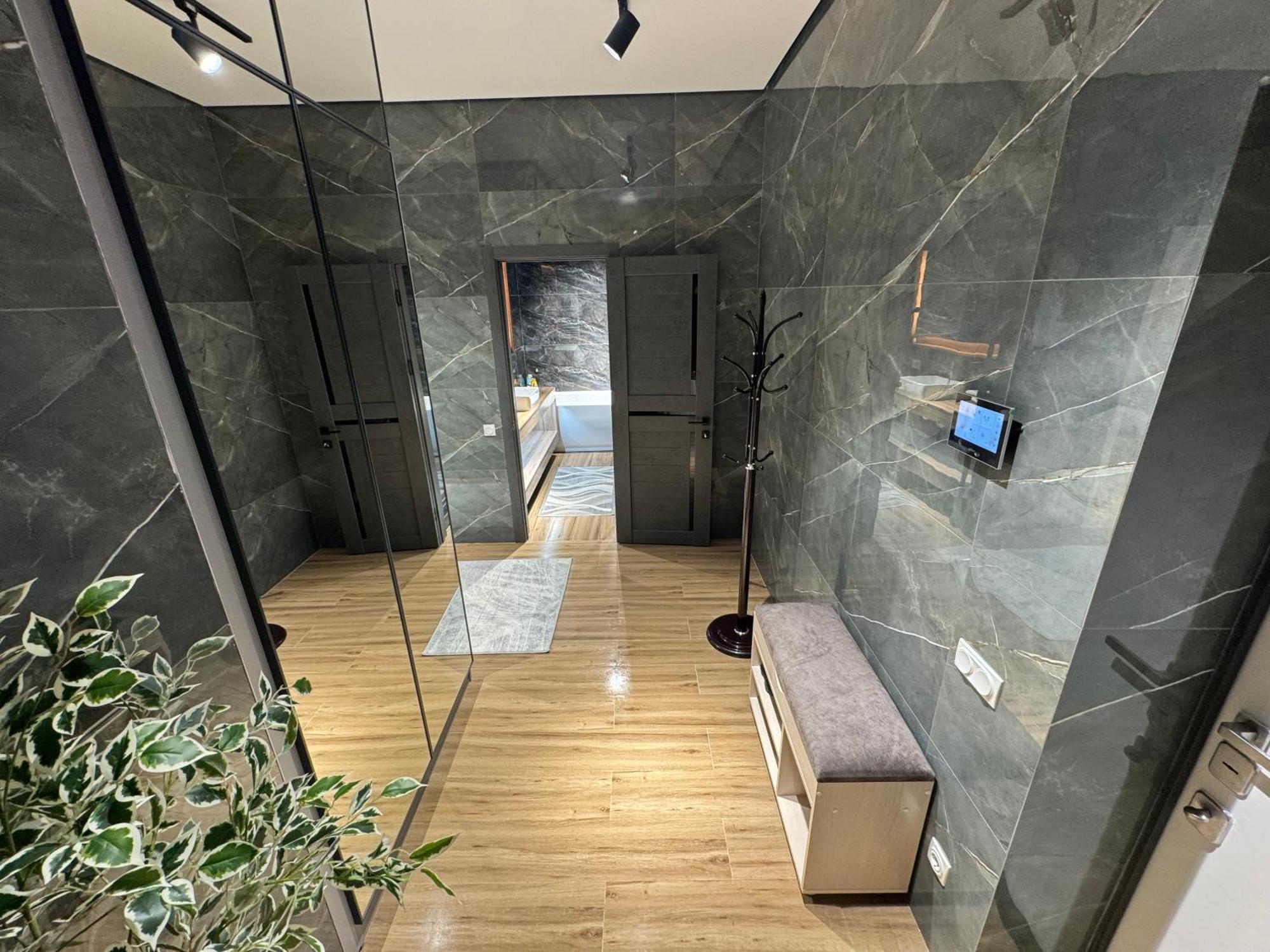 Rentnow New Lux Business In The Center Apartament Chisinau
