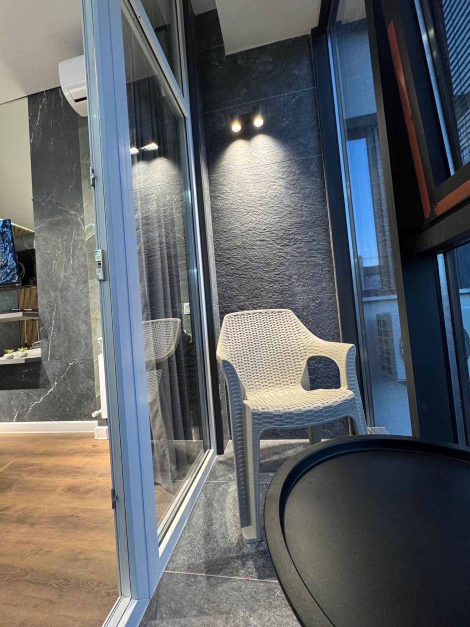 Rentnow New Lux Business In The Center Chisinau