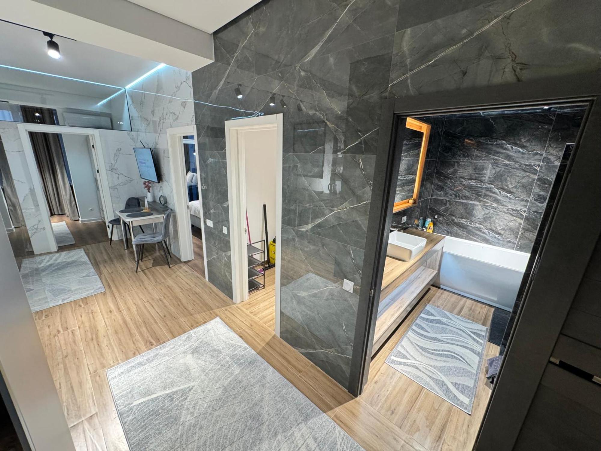 Rentnow New Lux Business In The Center Apartament Chisinau